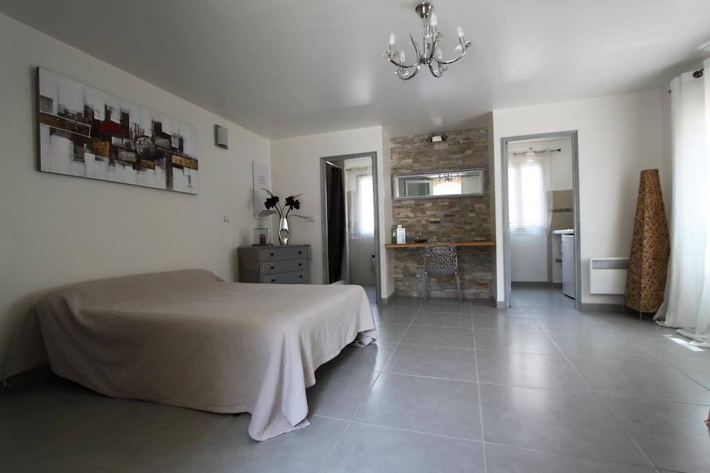 A Mandria, Appartements Avec Cuisine 30M2, Patio, Vue Montagnes Et Citadelle, 5 Minutes A Pied Du Centre Ville Et Des Rivieres Corte  Værelse billede
