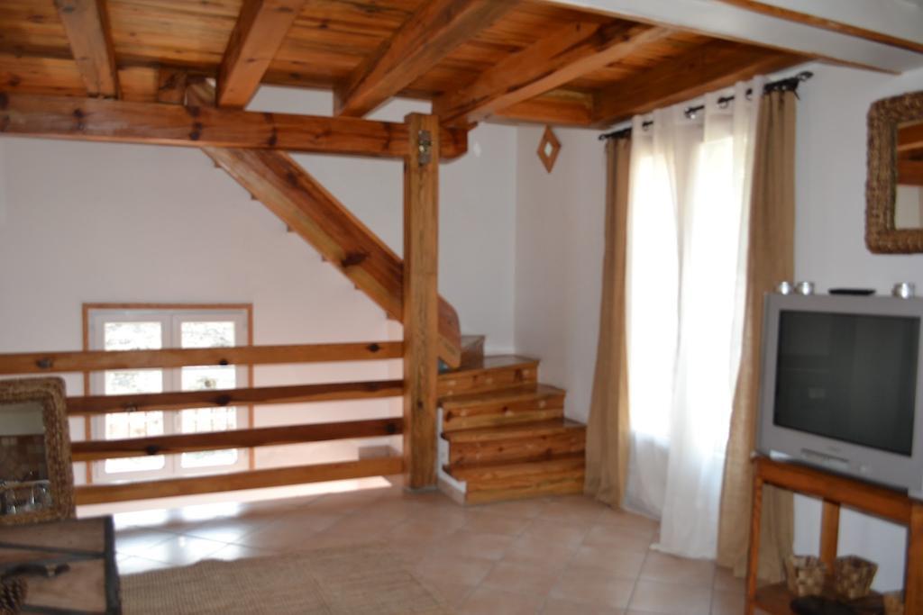 A Mandria, Appartements Avec Cuisine 30M2, Patio, Vue Montagnes Et Citadelle, 5 Minutes A Pied Du Centre Ville Et Des Rivieres Corte  Værelse billede