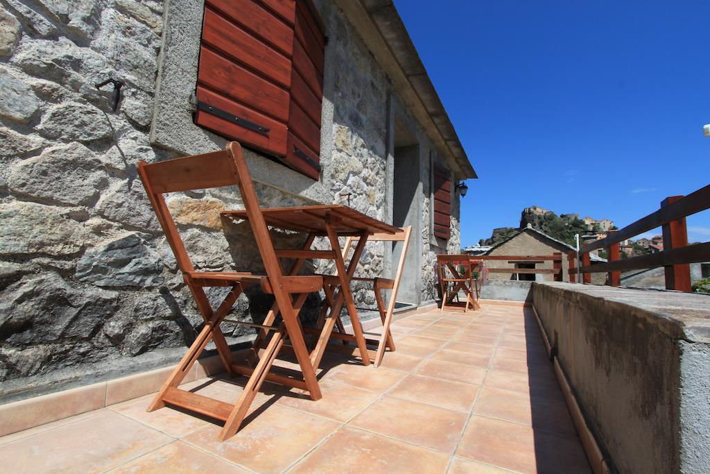 A Mandria, Appartements Avec Cuisine 30M2, Patio, Vue Montagnes Et Citadelle, 5 Minutes A Pied Du Centre Ville Et Des Rivieres Corte  Eksteriør billede
