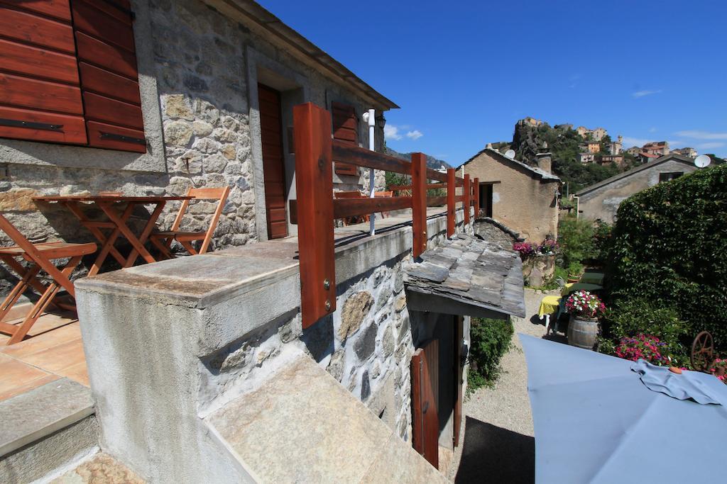 A Mandria, Appartements Avec Cuisine 30M2, Patio, Vue Montagnes Et Citadelle, 5 Minutes A Pied Du Centre Ville Et Des Rivieres Corte  Værelse billede