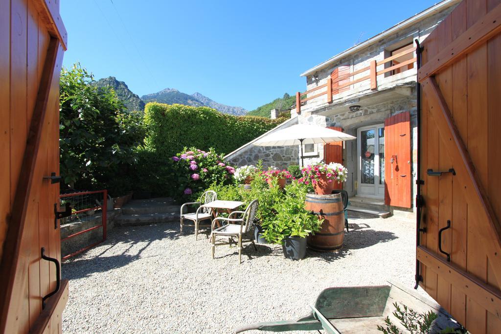 A Mandria, Appartements Avec Cuisine 30M2, Patio, Vue Montagnes Et Citadelle, 5 Minutes A Pied Du Centre Ville Et Des Rivieres Corte  Eksteriør billede